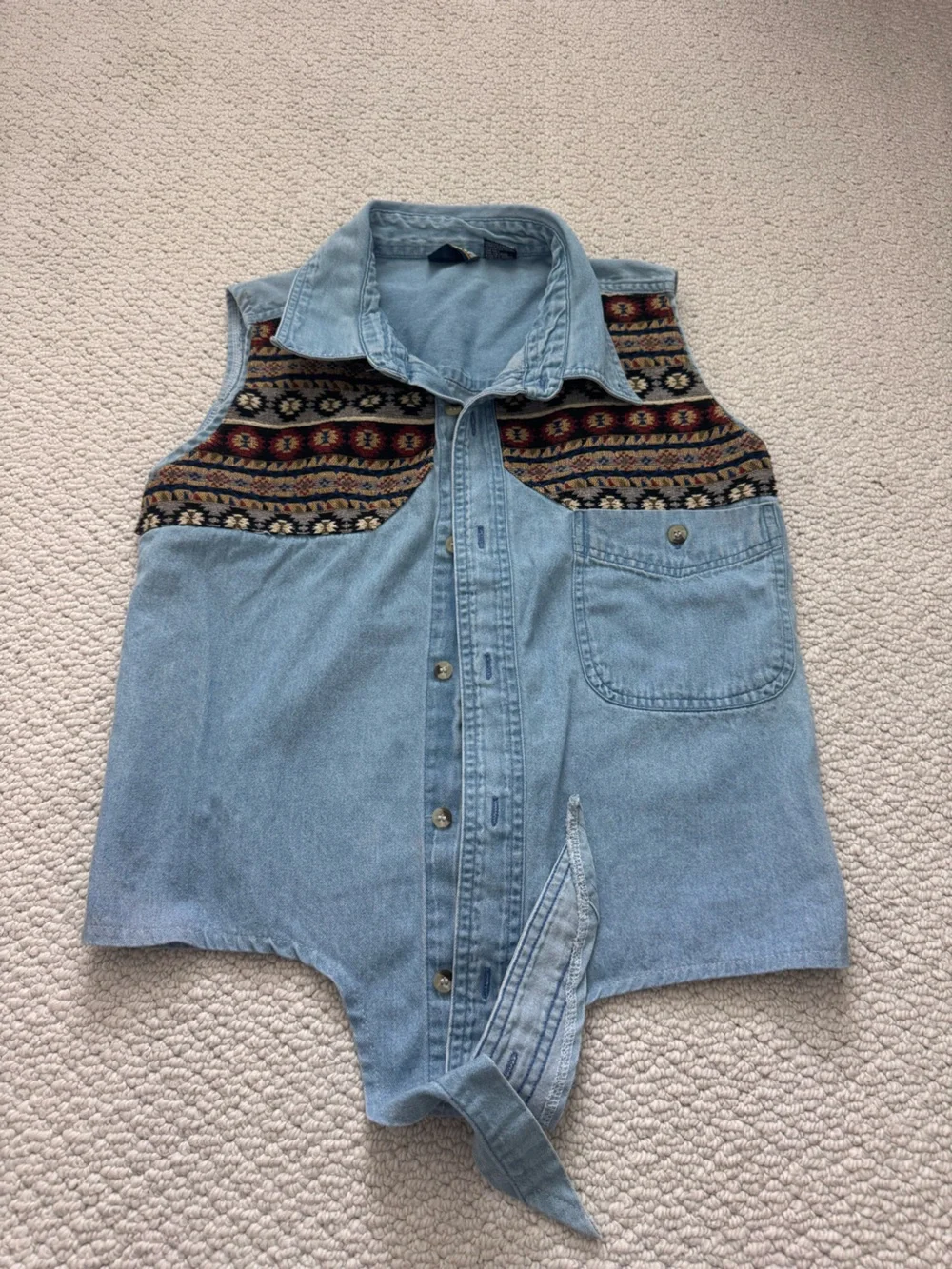 90s Western Light Blue Denim Tie-Front Button Down Vest with Multicolor Yoke